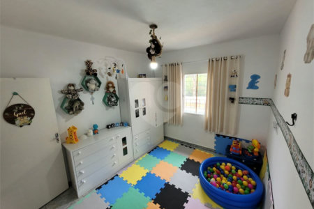 Chácara à venda com 3 quartos, sendo 1 suíte,  em Jardim Imperial, Atibaia, SP