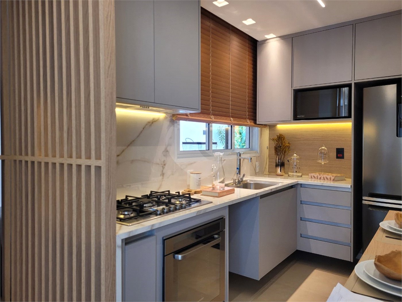 Casa à venda com 3 suítes no condomínio Tirreno, Sorocaba - SP