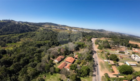 Chácara à venda com 6 quartos, sendo 2 suítes, em Leitão, Louveira, SP