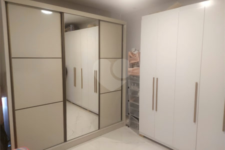 Casa à venda com 4 quartos, sendo 3 suítes, em Ogiva, Cabo Frio, RJ