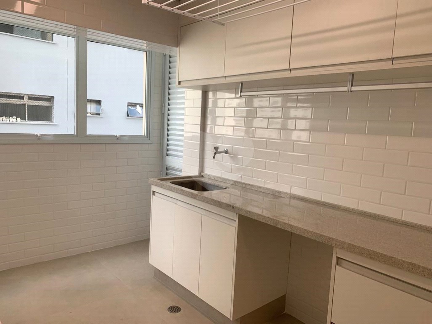 Apartamento à venda com 3 suítes em Indianópolis, São Paulo, SP