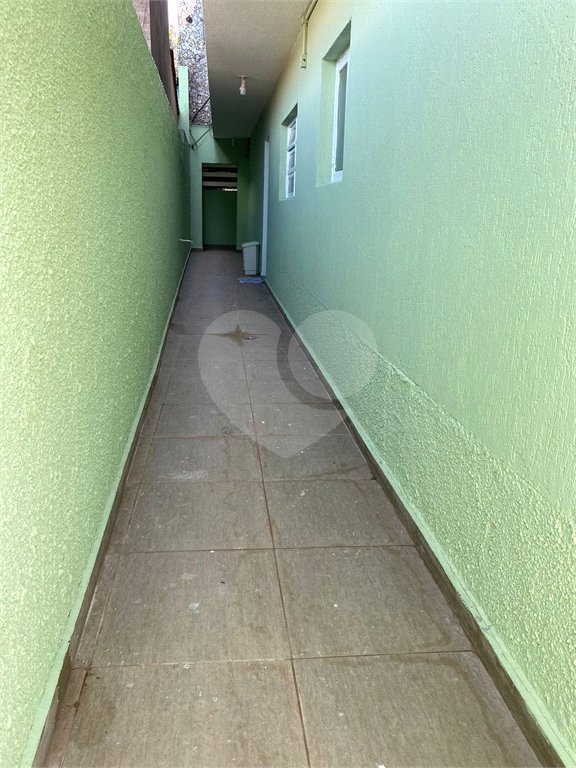 Casa à venda com 3 suítes em Vila Oceania, Poá, SP