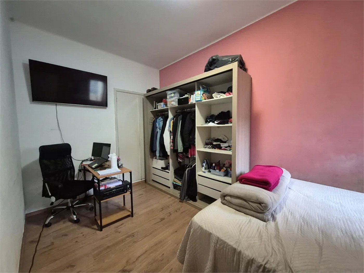 Sobrado à venda com 4 quartos, sendo 2 suítes, em Vila Romana, São Paulo, SP