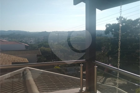 Casa à venda com 3 quartos, sendo 1 suíte,  no condomínio Residencial Grape Village, Vinhedo - SP