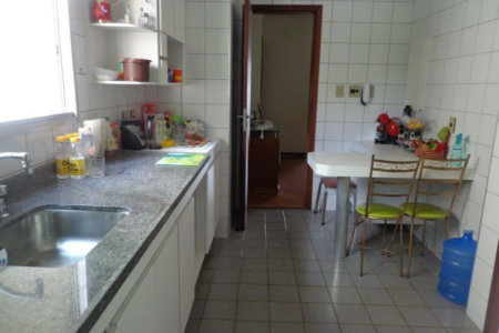 Apartamento à venda com 3 quartos, sendo 1 suíte,  em Jardim Londrina, São Paulo, SP