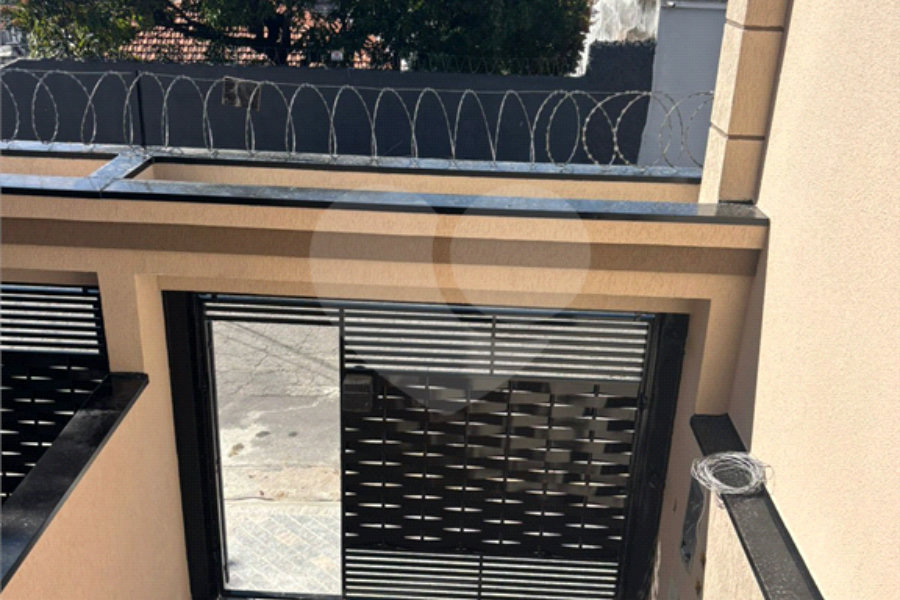 Sobrado à venda com 2 suítes em Vila Rica, São Paulo, SP