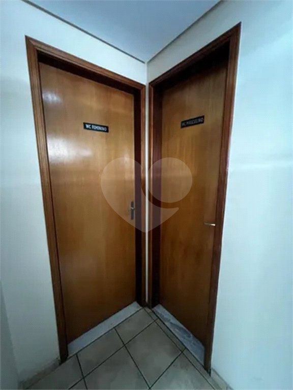 Apartamento à venda com 3 quartos, sendo 1 suíte, em Parque Residencial Aquarius, São José dos Campos, SP