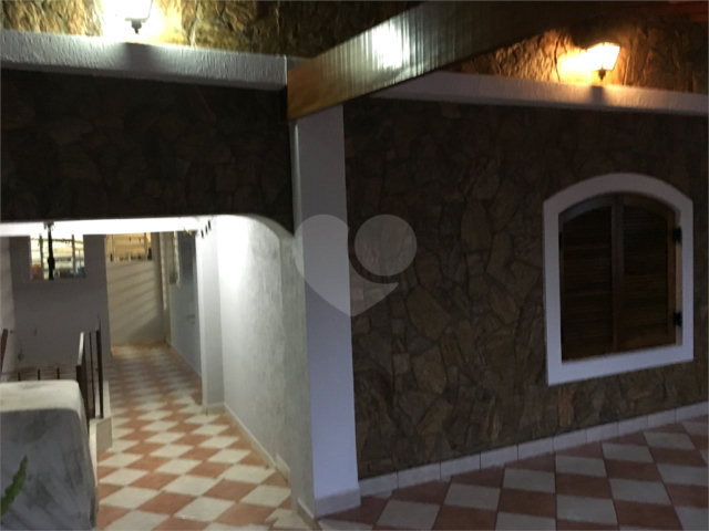 Sobrado à venda com 3 suítes em Vila Guilherme, São Paulo, SP