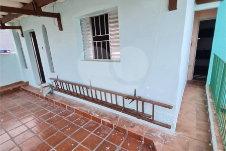 Casa à venda com 6 quartos em Vila dos Remédios, São Paulo, SP