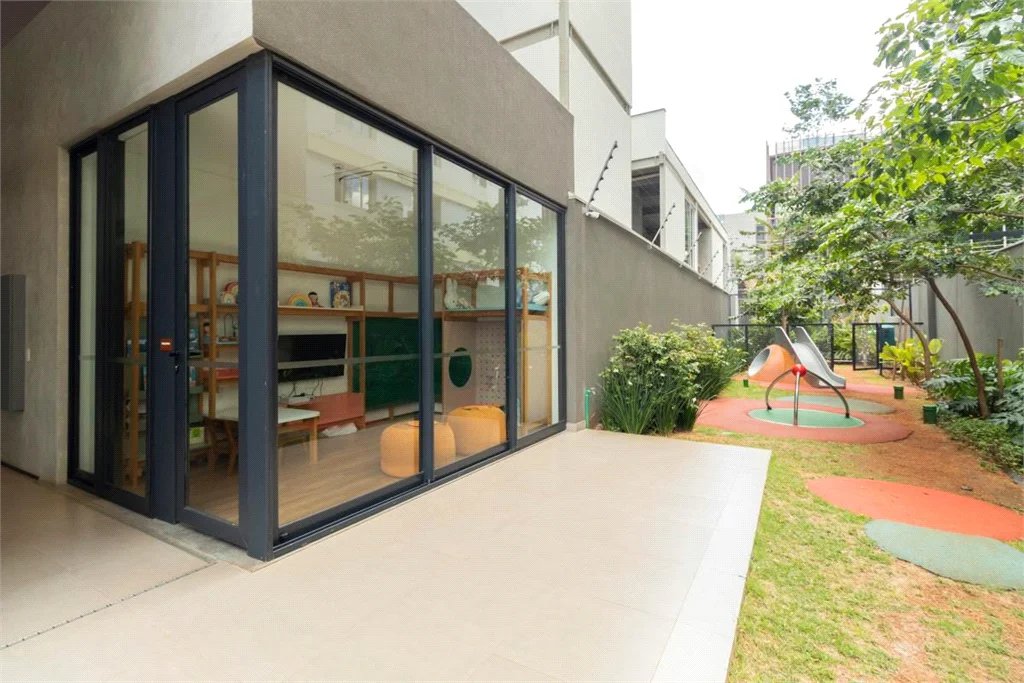 Apartamento à venda com 3 quartos, sendo 2 suítes, em Pinheiros, São Paulo, SP