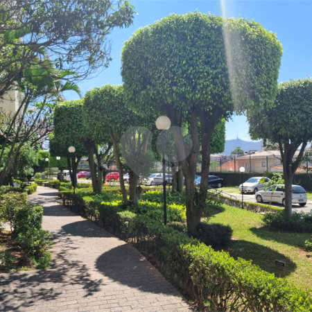 Apartamento à venda com 2 quartos em Parque Maria Domitila, São Paulo, SP