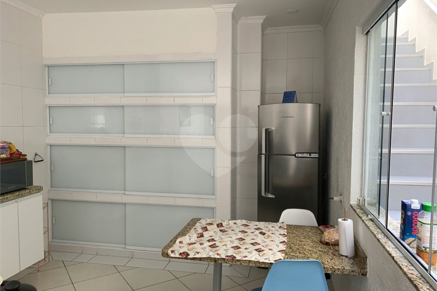 Sobrado à venda ou para alugar com 3 quartos, sendo 2 suítes, em Santana, São Paulo, SP