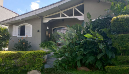 Sobrado à venda com 4 quartos, sendo 3 suítes,  em Barro Branco (zona Norte), São Paulo, SP