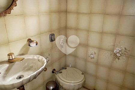 Sobrado à venda ou para alugar com 4 quartos, sendo 1 suíte, em Jardim Franca, São Paulo, SP