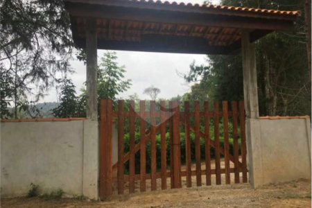 Sítio à venda com 5 quartos, sendo 4 suítes,  em Cocuera, Mogi das Cruzes, SP