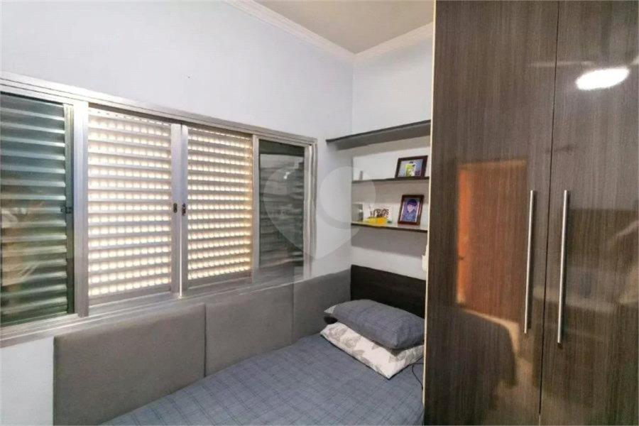 Sobrado à venda com 4 quartos, sendo 1 suíte, em Ermelino Matarazzo, São Paulo, SP