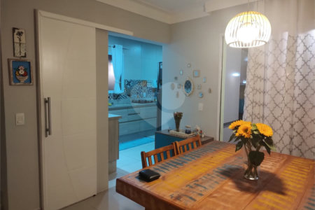 Casa à venda com 3 quartos, sendo 1 suíte,  no condomínio Bosques da Vila - Casa 3° Fase, Cotia - SP