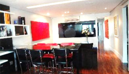Casa à venda com 4 suítes em Jardim da Saúde, São Paulo, SP