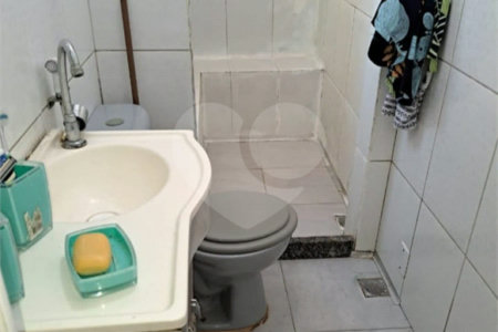Casa à venda com 4 quartos, sendo 1 suíte, em Guaratiba, Rio de Janeiro, RJ