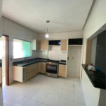 Casa para alugar com 3 quartos, sendo 1 suíte, em Açucena, Balsas, MA