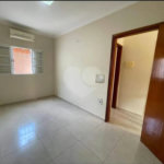 Casa à venda com 2 quartos, sendo 1 suíte, no condomínio Alvorada, Araraquara - SP