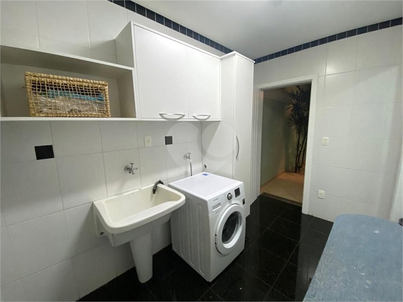 Casa à venda com 3 suítes no condomínio Villa dos Inglezes, Sorocaba - SP