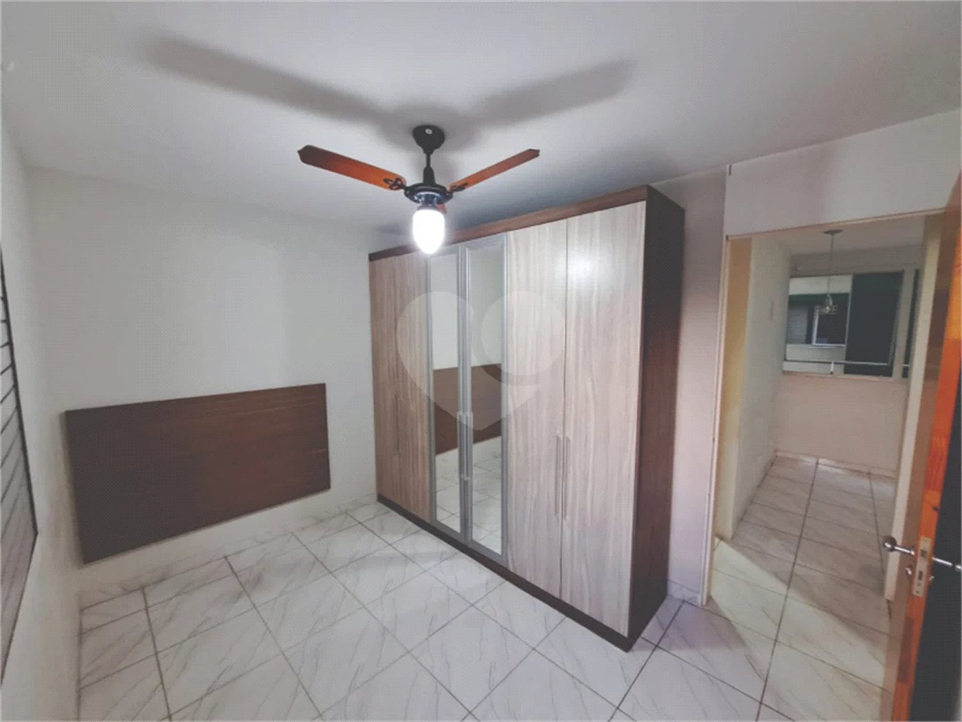 Lindo apartamento em excelente local.