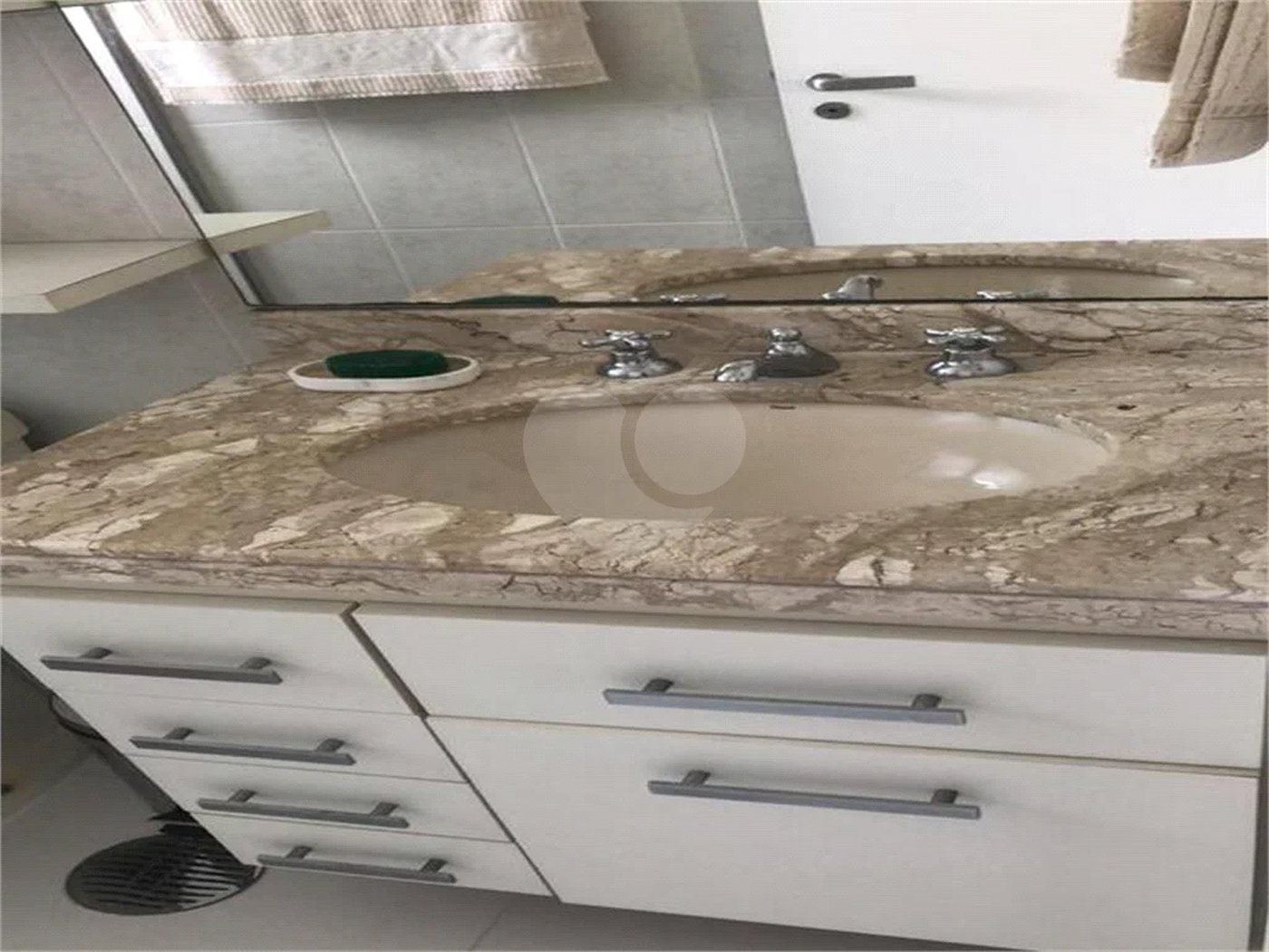 Apartamento todo Mobiliado!!