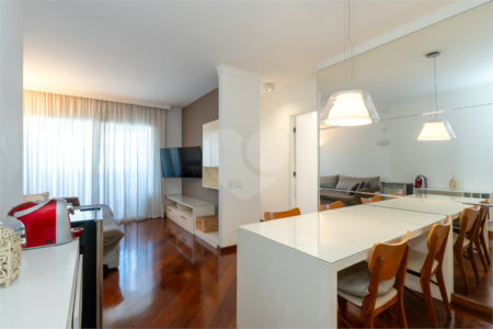 Apartamento à venda com 2 suítes em Brooklin, São Paulo, SP