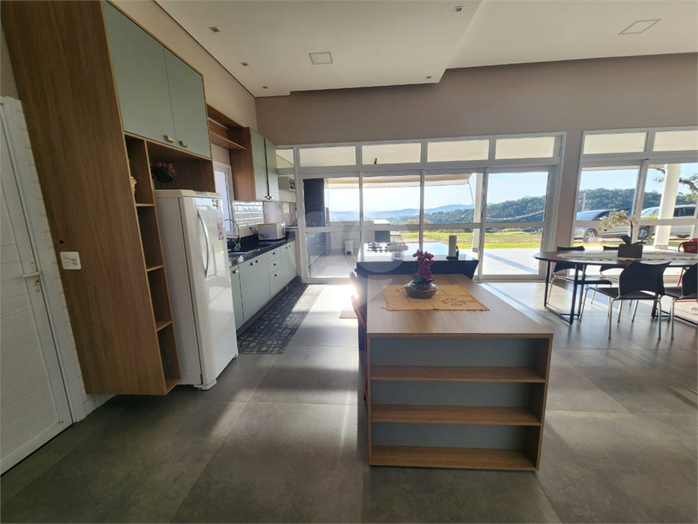 Casa de Vila à venda com 3 suítes em Inhayba, Sorocaba, SP
