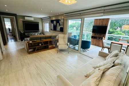 Apartamento à venda com 3 suítes em Vila Mariana, São Paulo, SP