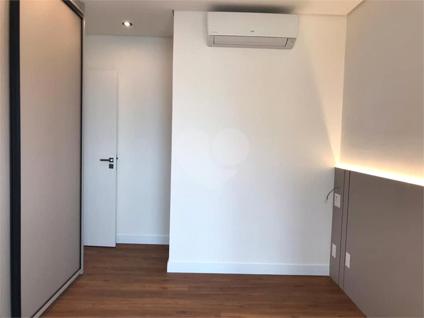Apartamento à venda com 3 quartos, sendo 1 suíte, em Barra Funda, São Paulo, SP