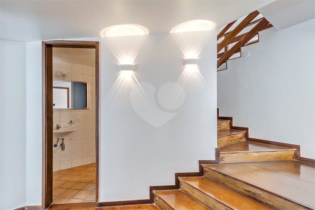 Casa à venda com 3 quartos, sendo 1 suíte,  em Granja Julieta, São Paulo, SP