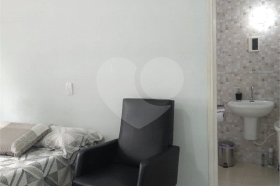 Casa Térrea à venda com 3 suítes em Loty, Itanhaém, SP