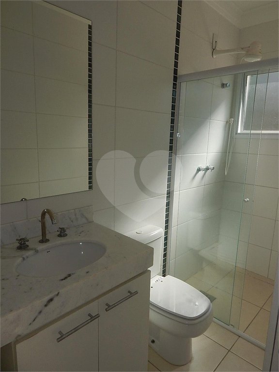 Casa à venda com 3 suítes no condomínio Recanto dos Paturis, Vinhedo - SP