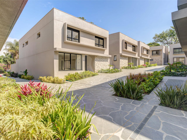 Casa à venda com 4 suítes no condomínio Hípica Max Garden, São Paulo - SP