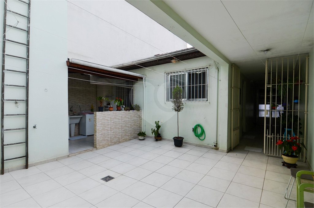 Casa à venda com 4 quartos, sendo 1 suíte, em Jardim Nova Taboão, Guarulhos, SP