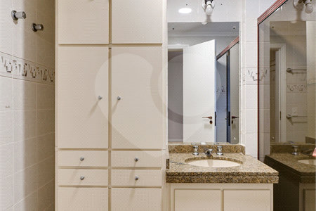 Apartamento à venda com 3 suítes em Granja Julieta, São Paulo, SP