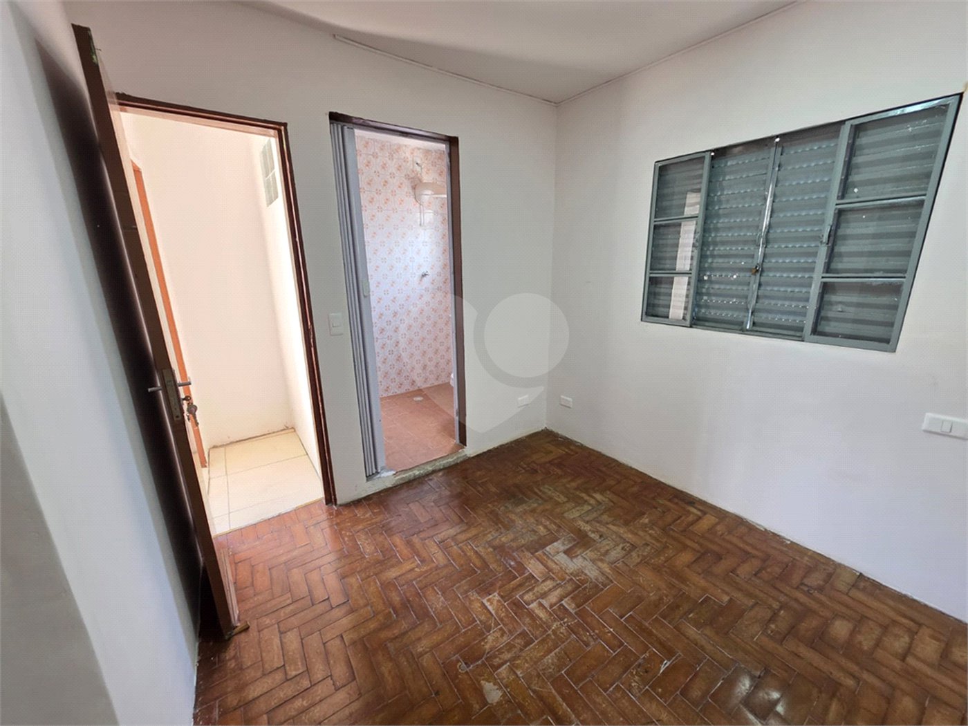 Sobrado à venda com 4 quartos, sendo 1 suíte,  em Rio Pequeno, São Paulo, SP