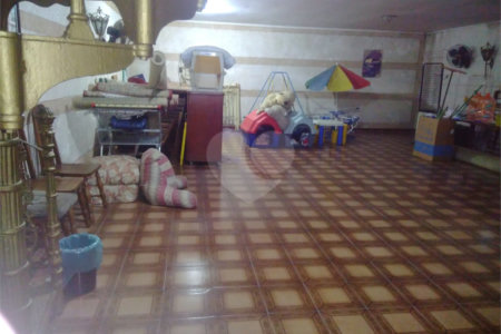 Casa à venda com 4 suítes em Vila Galvão, Guarulhos, SP