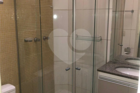 Casa à venda ou para alugar com 4 quartos, sendo 1 suíte, no condomínio Village Jardim Versailles, Jundiaí - SP