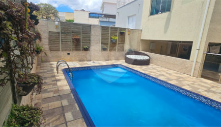 Sobrado à venda ou para alugar com 3 quartos, sendo 1 suíte, em Vila Formosa, São Paulo, SP