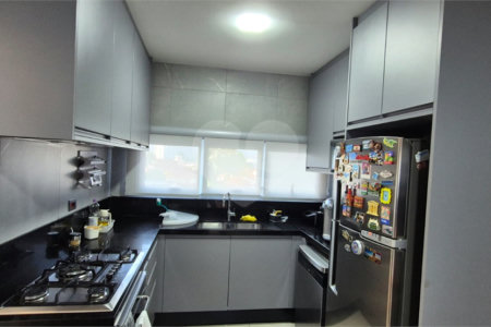 Apartamento à venda com 4 quartos, sendo 2 suítes,  no Centro, Mogi das Cruzes, SP