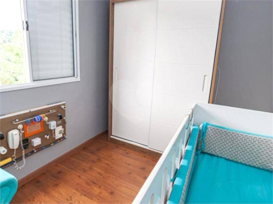 Apartamento à venda com 2 quartos em Jardim Ísis, Cotia, SP