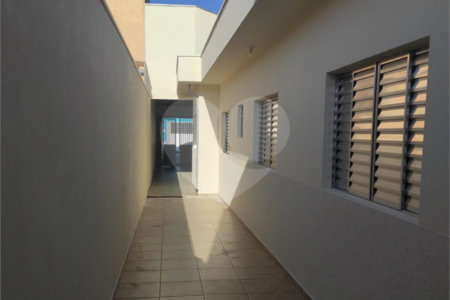 Casa à venda com 3 quartos, sendo 1 suíte,  em Jardim Santa Marta, Salto, SP