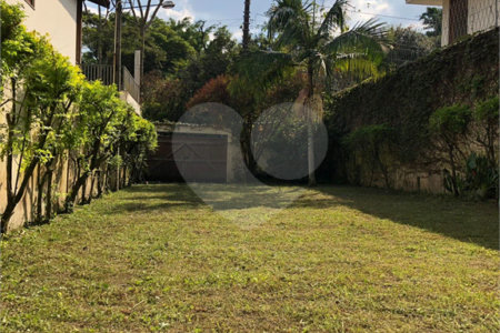 Terreno à venda no condomínio Não Tem, São Paulo - SP