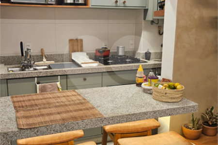 Apartamento à venda com 2 quartos em Vila Oliveira, Mogi das Cruzes, SP