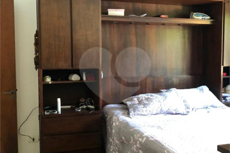 Casa à venda com 4 quartos, sendo 2 suítes, em Loteamento Loanda, Atibaia, SP