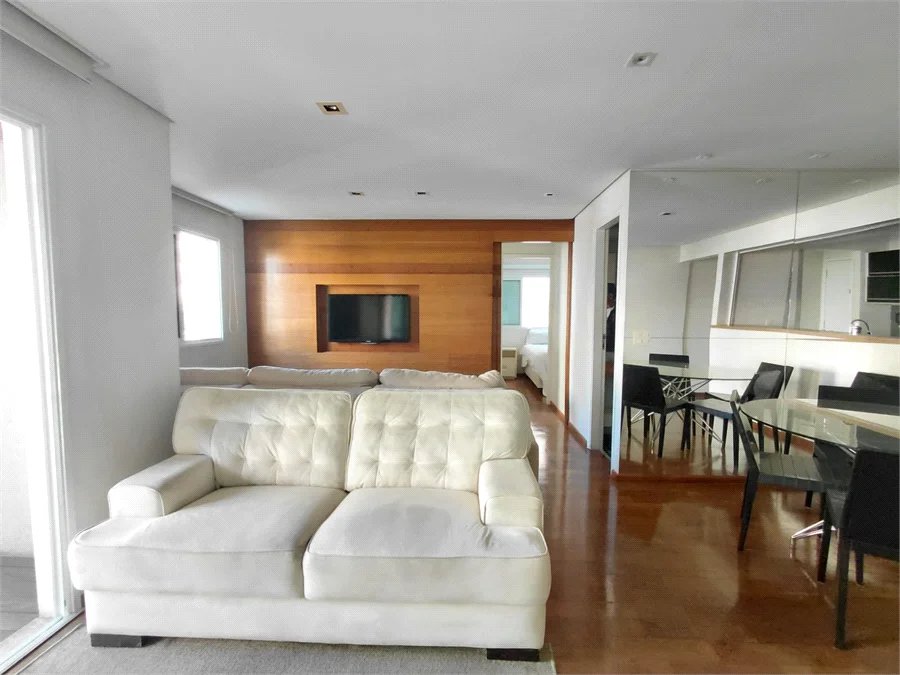 Apartamento à venda com 3 quartos, sendo 1 suíte,  em Vila Romana, São Paulo, SP