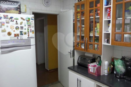 Apartamento para alugar com 2 quartos, sendo 1 suíte, em Jardim das Bandeiras, São Paulo, SP